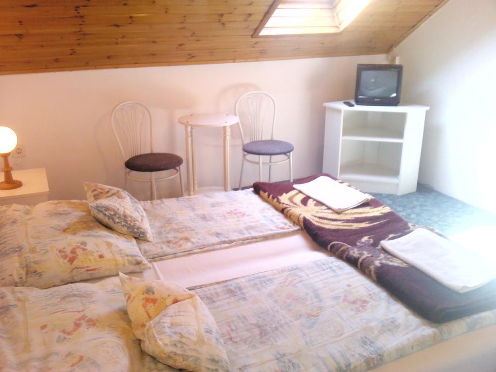 Napfeny Apartment Keszthely Pokoj fotografie