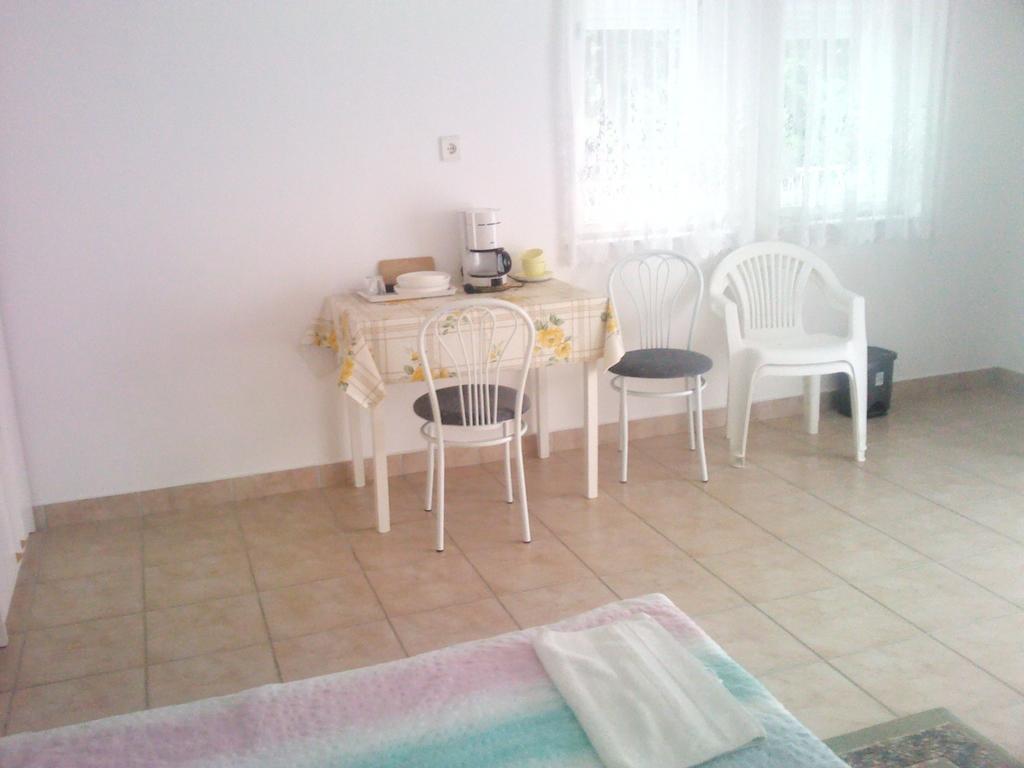 Napfeny Apartment Keszthely Pokoj fotografie